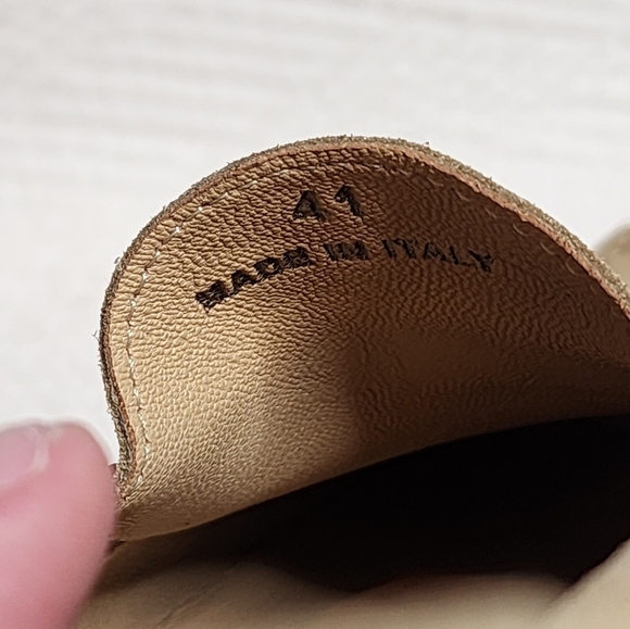 M. GEMI tan suede pointed toe loafers. Women's size 41. - Picture 3 of 16